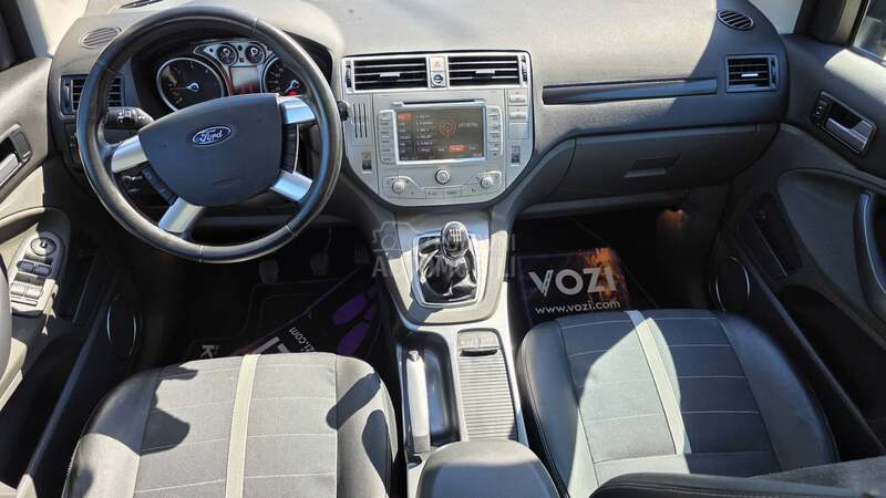 Ford Kuga 2.0TdCi TITANIUM 4X4