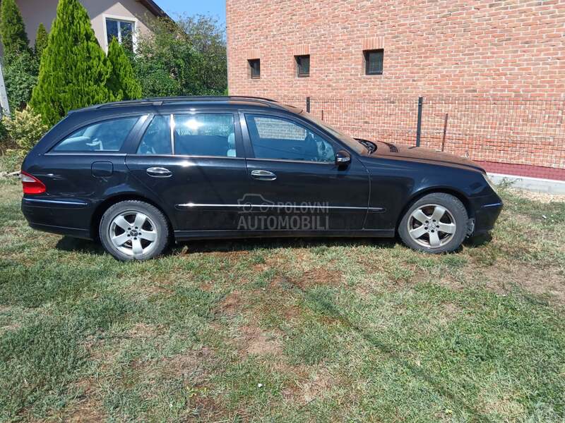 Mercedes Benz E 320 3.2