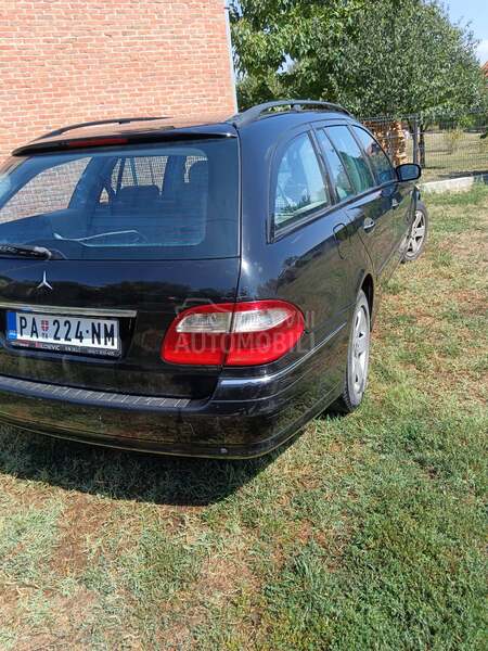 Mercedes Benz E 320 3.2