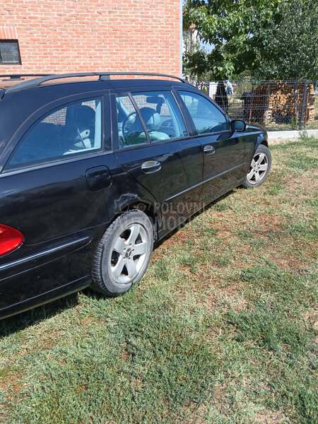 Mercedes Benz E 320 3.2
