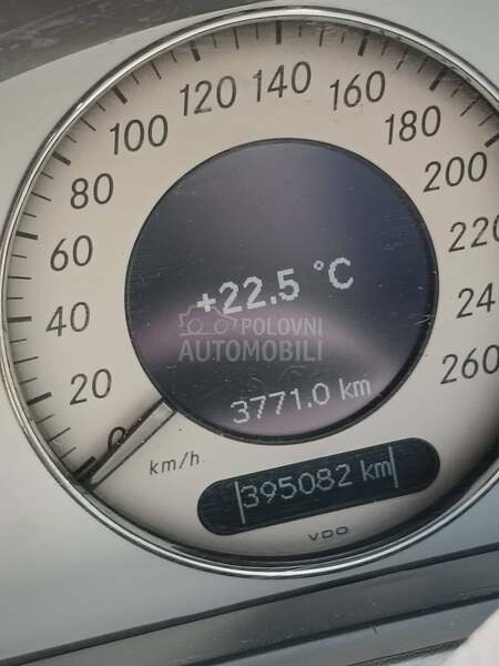 Mercedes Benz E 320 3.2