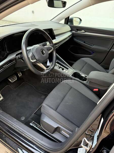 Volkswagen Golf 8 2.0TDI LED/DSG/Kam