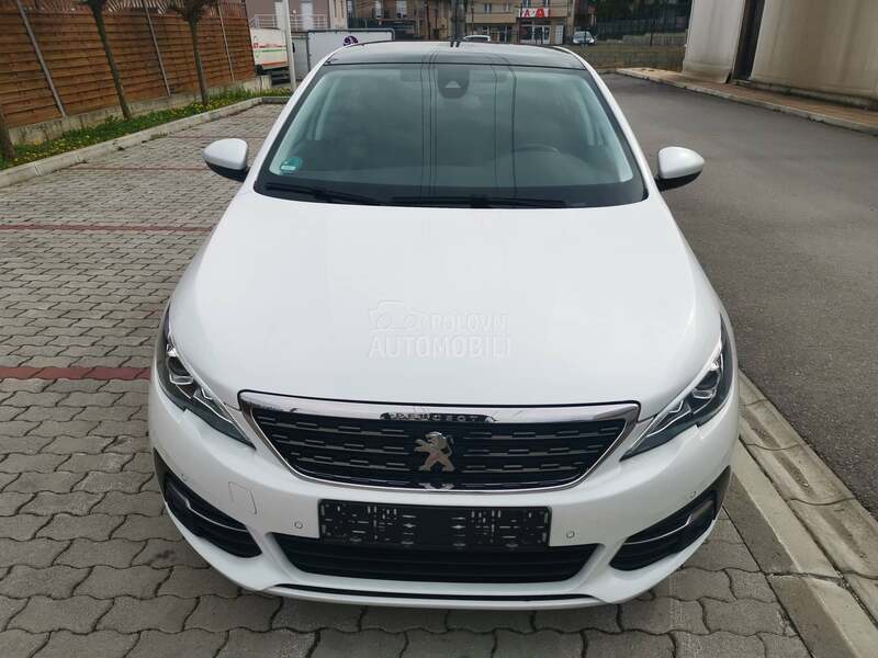 Peugeot 308 1.2 led/pan/kam