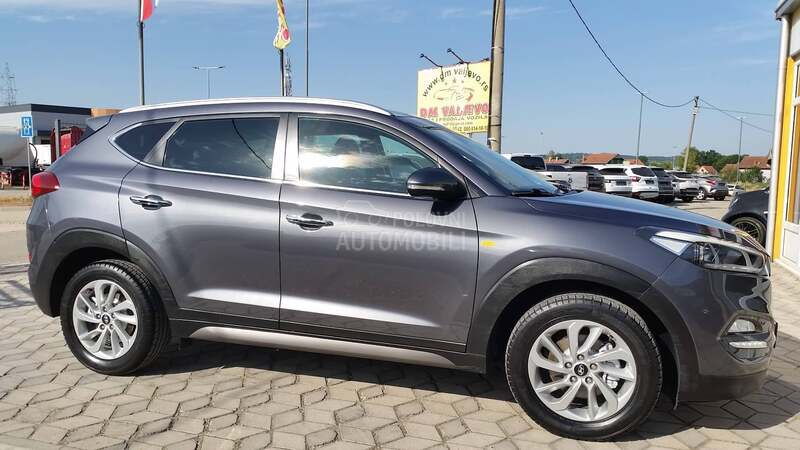 Hyundai Tucson 2.0 CRDI/4WD/AUT/T0P