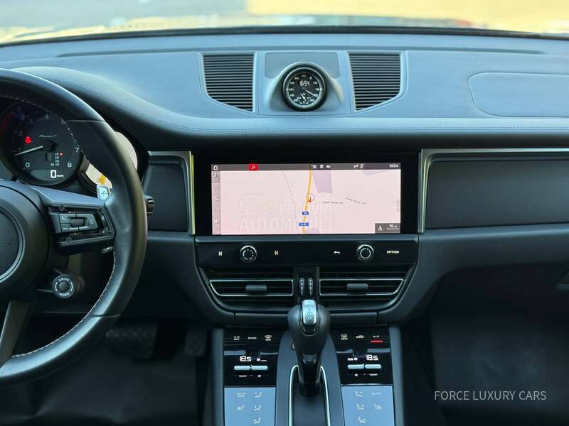 Porsche Macan T Sport Chrono