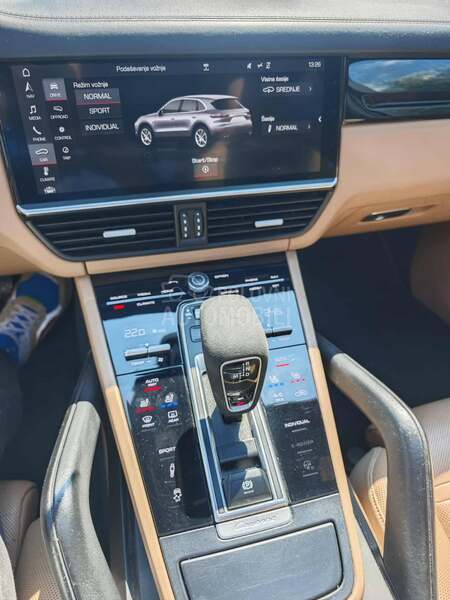 Porsche Cayenne 3.0
