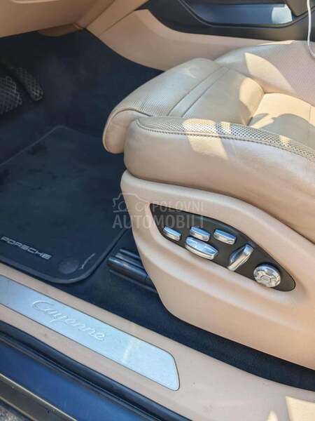 Porsche Cayenne 3.0