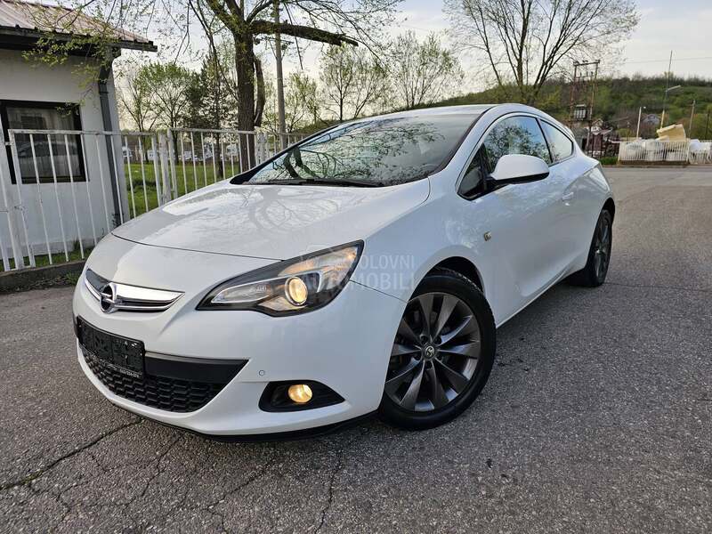 Opel Astra J GTC 1.4T  CH