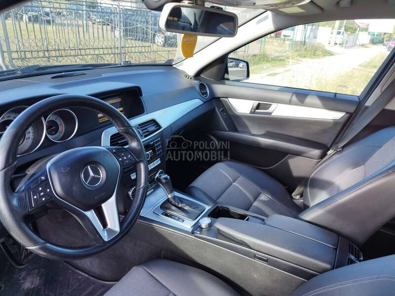 Mercedes Benz C 180 AVANTGARDE
