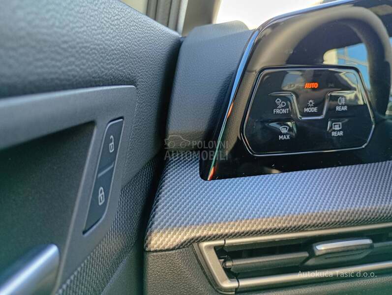 Volkswagen Golf 8 2.0TDI R Line