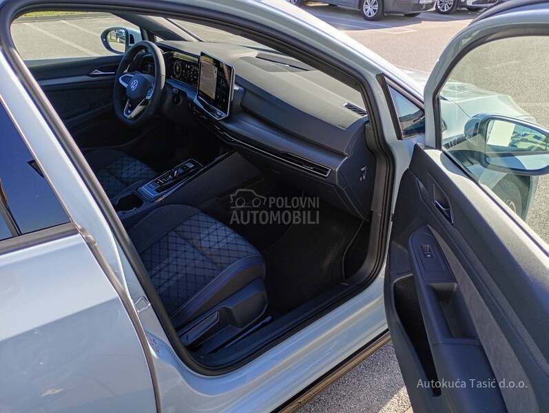 Volkswagen Golf 8 2.0TDI R Line
