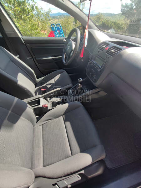 Volkswagen Golf 5 1.9 TDI 105k