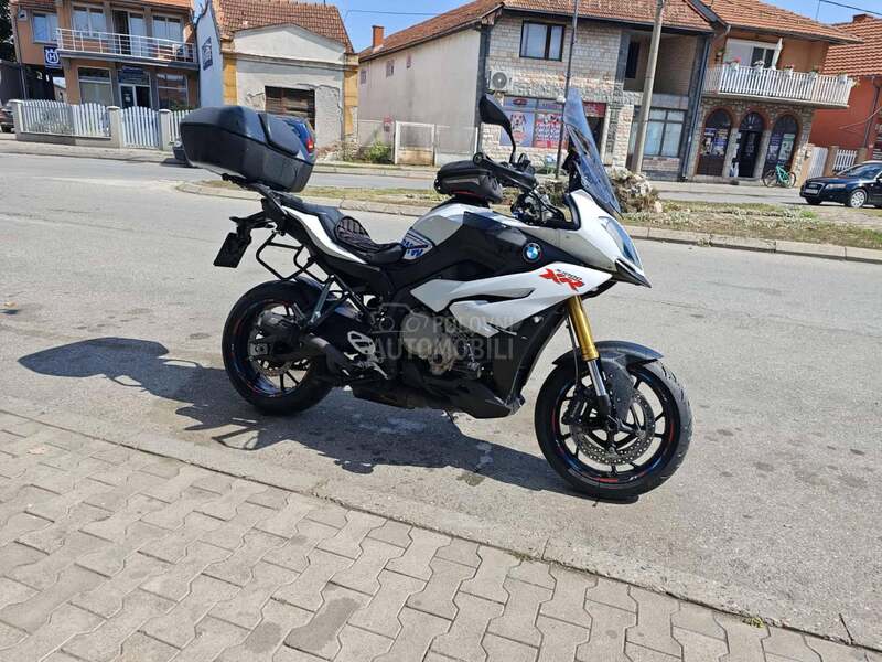 BMW xr