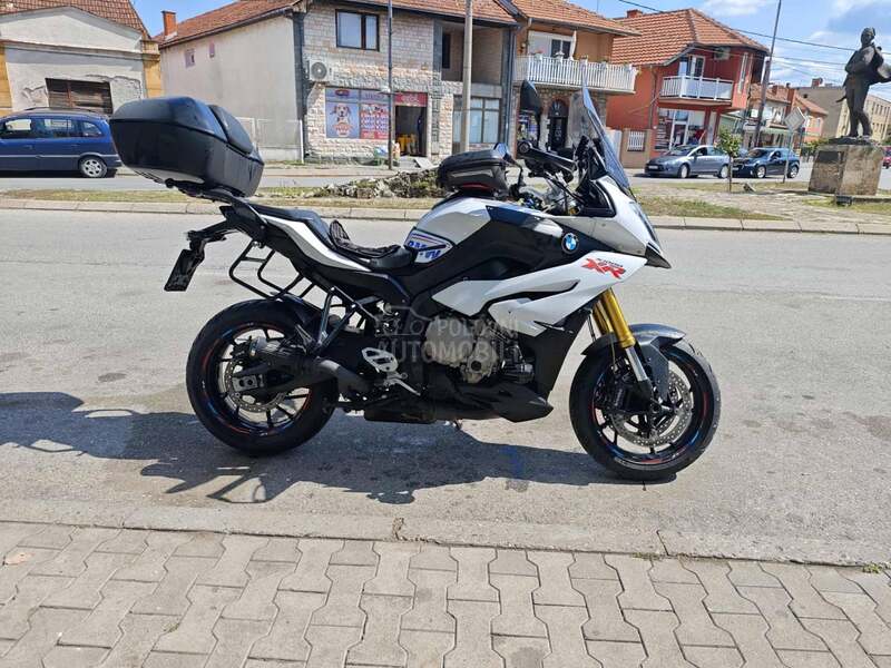 BMW xr