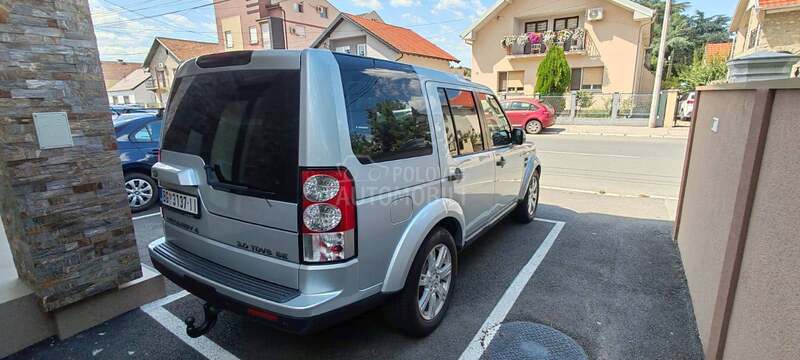 Land Rover Discovery 4