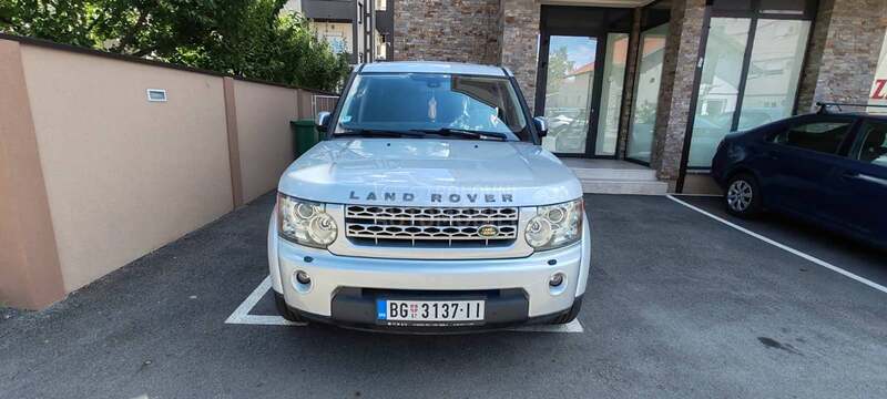 Land Rover Discovery 4