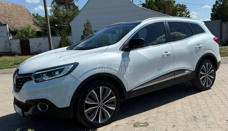Renault Kadjar 12.2015 BOSE T O P