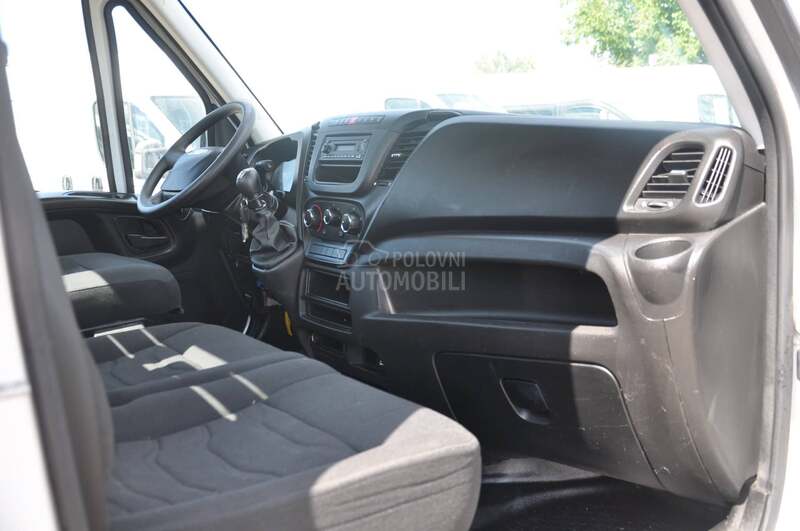 Iveco Daily 35S13 4,30M SANDUK