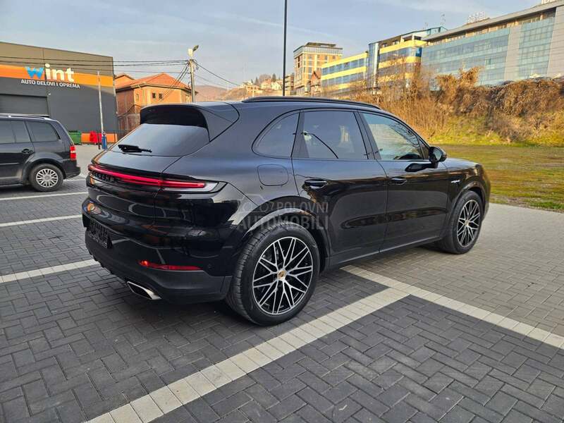 Porsche Cayenne 