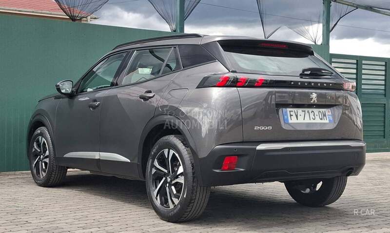 Peugeot 2008 ALURE/B.EZ ULAGANJA/