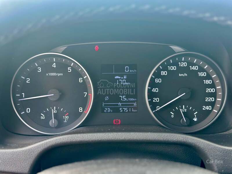 Hyundai Elantra 1.6 GLS 6MT