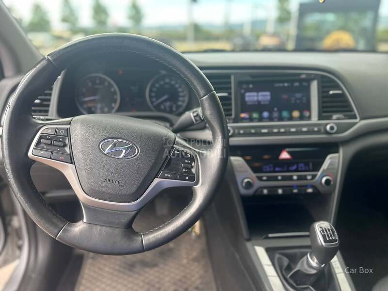 Hyundai Elantra 1.6 GLS 6MT