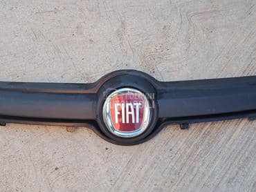 Maska sa znakom za Fiat Panda od 2012. do 2024. god.