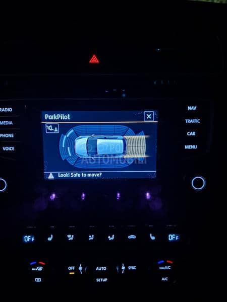 Volkswagen Golf 7 2.0 TDI PANO