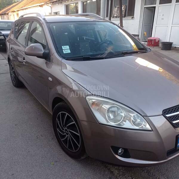 Kia cee`d sw 1.6 crdi