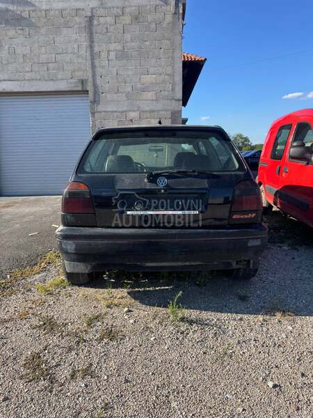 Volkswagen Golf 3 Auto za sredjivanje