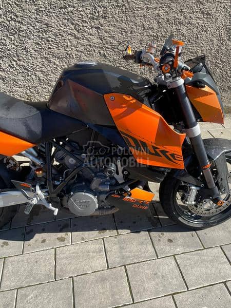 KTM Super duke 990 restajling