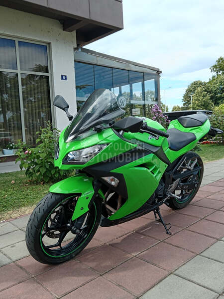 Kawasaki Ninja 300 ABS A2