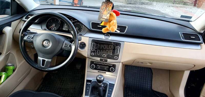 Volkswagen Passat B7 