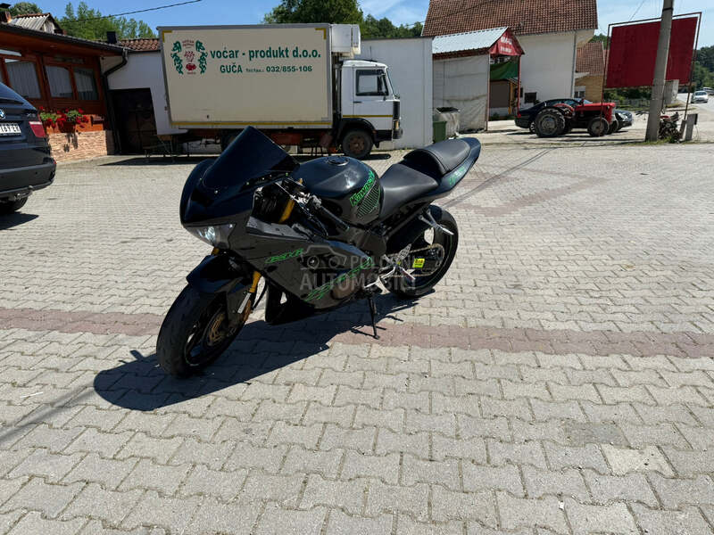 Kawasaki 636