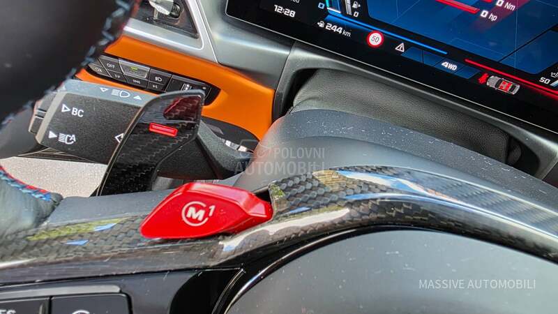 BMW M3 COMPET/XDRIVE/CARBON