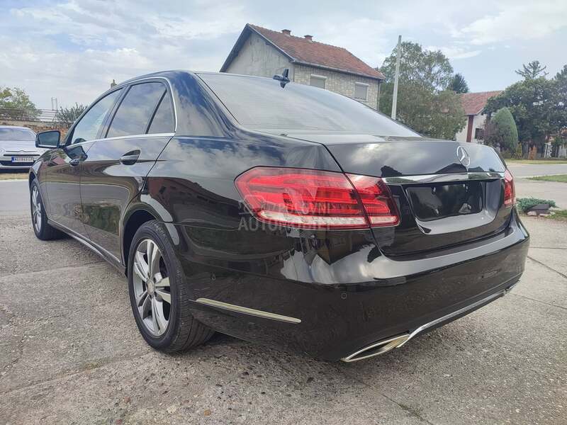 Mercedes Benz E 220 AVANGARD