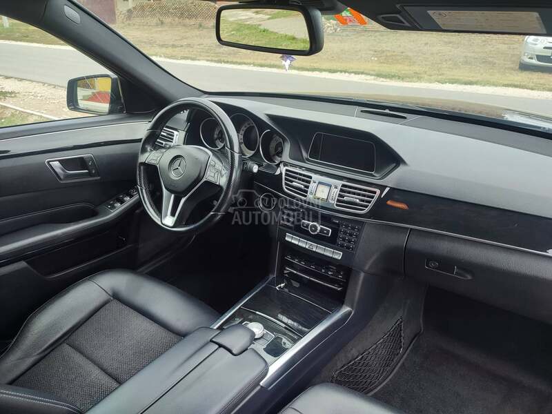 Mercedes Benz E 220 AVANGARD
