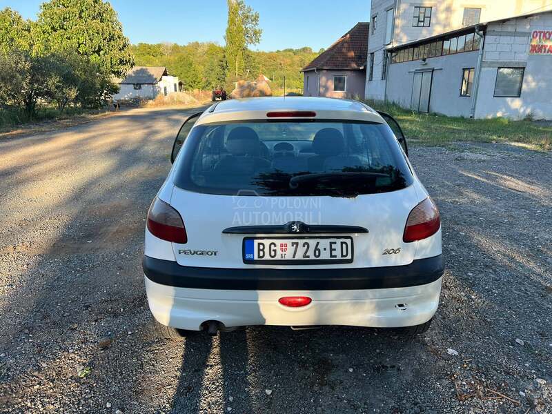 Peugeot 206 