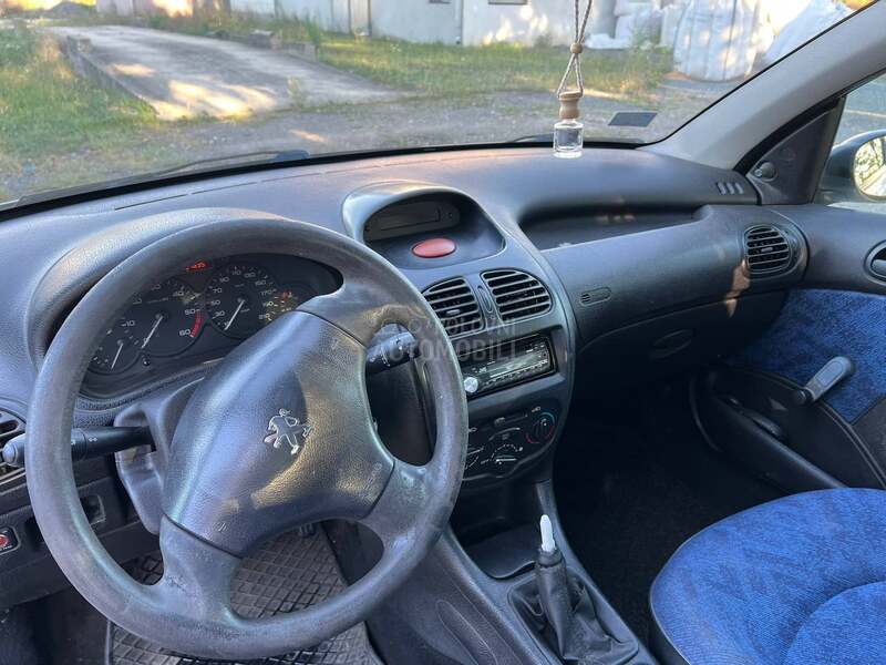Peugeot 206 