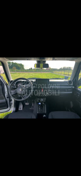 Suzuki Jimny 1.5 GLX 4WD