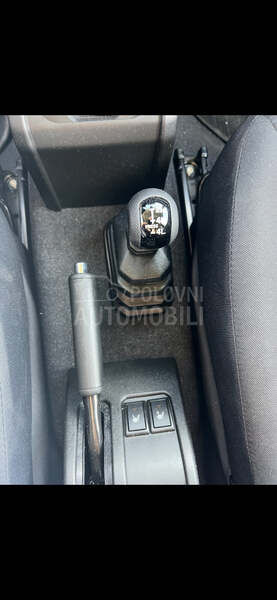 Suzuki Jimny 1.5 GLX 4WD