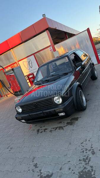 Volkswagen Golf 2 1.8