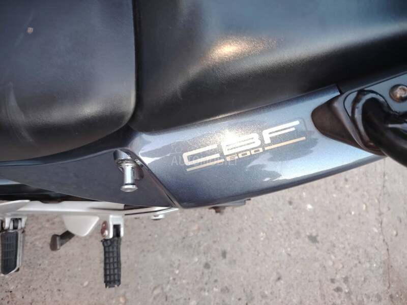 Honda CBF 600