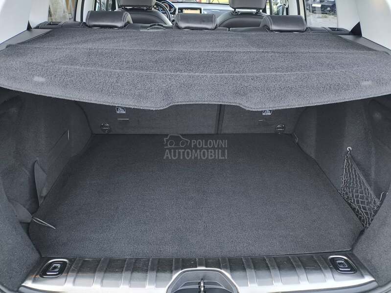 Peugeot 2008 1.2 FELINE TITANE
