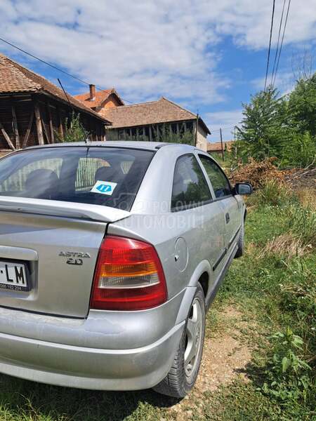 Opel Astra G 1.6