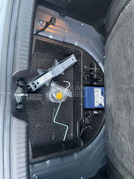 Hyundai i30 1.6 CRDI CH