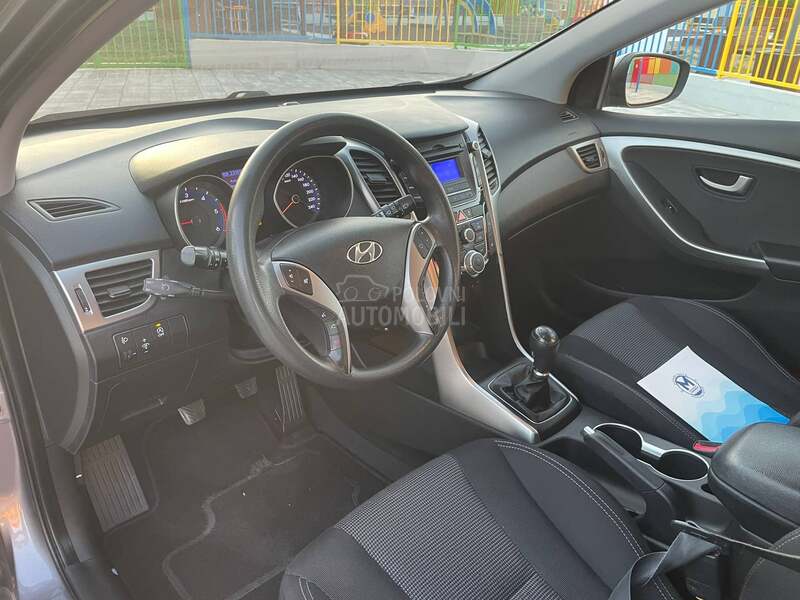 Hyundai i30 1.6 CRDI CH