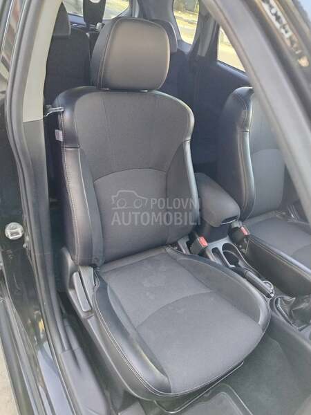 Citroen C-Crosser 2.2 HDI NOV NOV