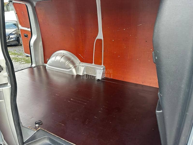 Volkswagen Transporter T6 2.0tdi Produžen L2H1 Kli