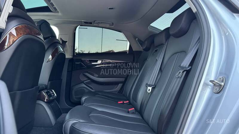 Audi A8 4.2TDI/S-LINE/MATRIX